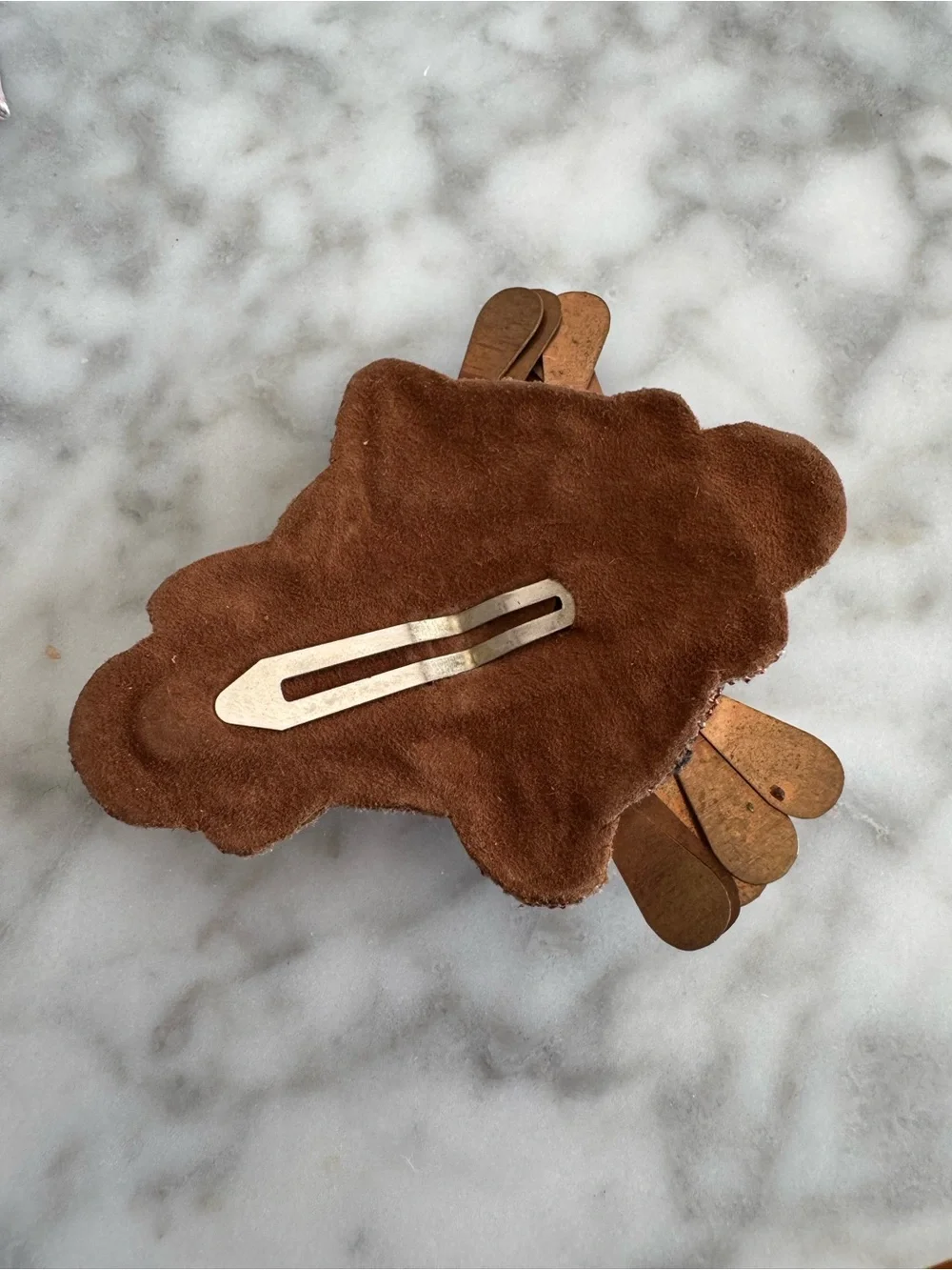 Deepa Gurnani Giraffe Hair Clip/Clip-On Brooch NWOT